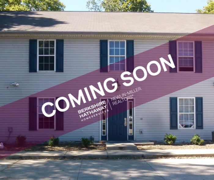 Foto principal - 2 Bedroom Upper Apartment by the Maple Ave...