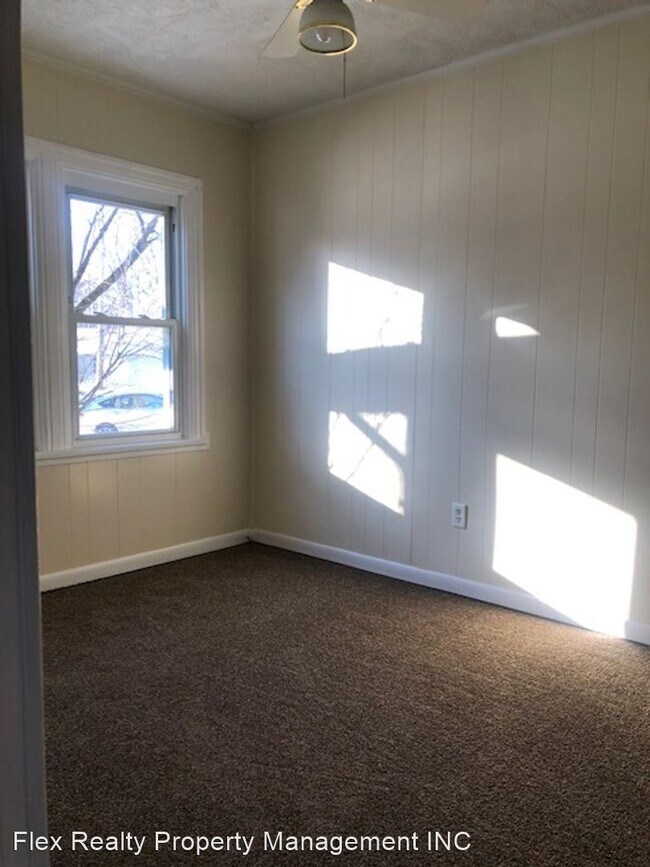 Building Photo - 2 br, 1 bath House - 307 DANBERRY ST.