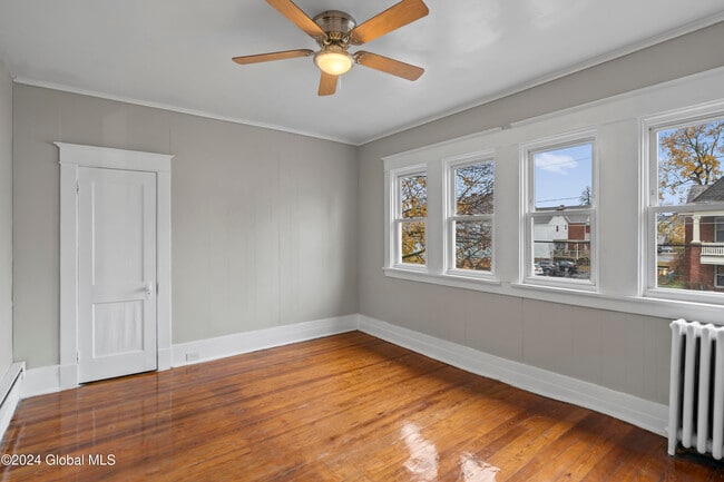 Building Photo - 6 Blakely Ct