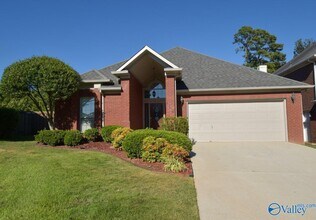 Building Photo - 118 Canterbury Dr