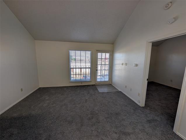 Foto del edificio - 6108 Abrams Rd