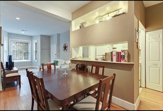 Foto del edificio - 1725 Willard St NW