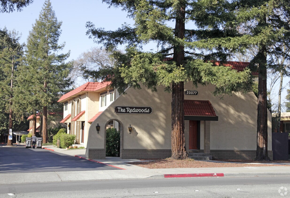 Primary Photo - 20077 Redwood Rd