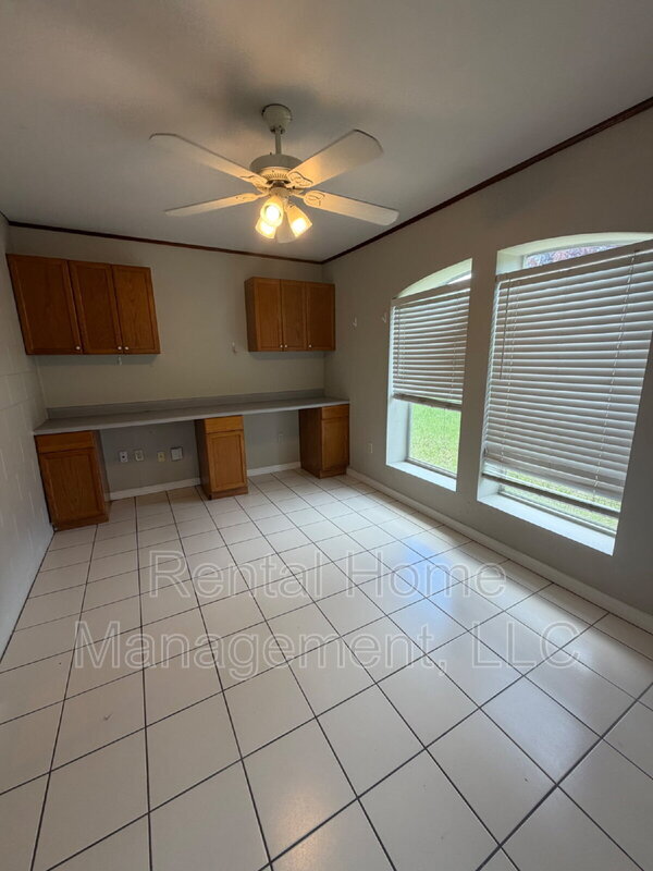 Foto del edificio - 149 Hazel Blvd