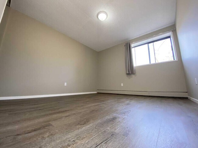 Photo du bâtiment - Lawson Place Apartments