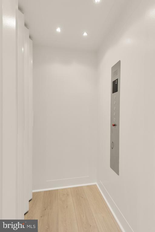Foto del edificio - 5530 Topaz Ln