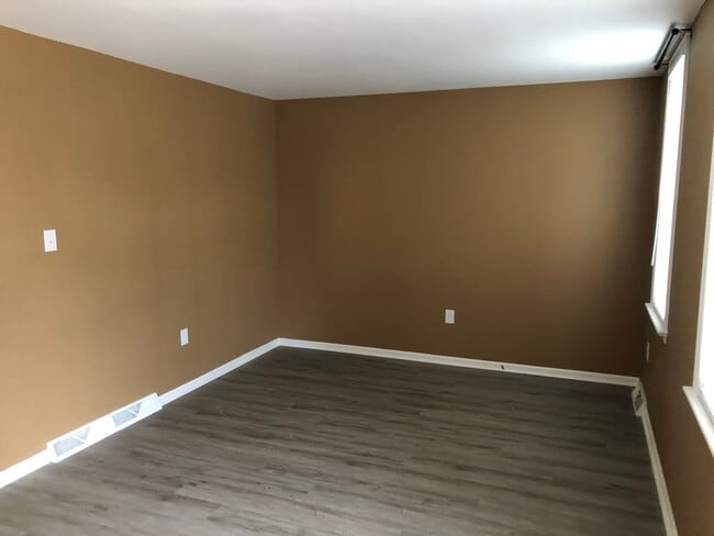 Foto del edificio - 1676 Chadwick Cir