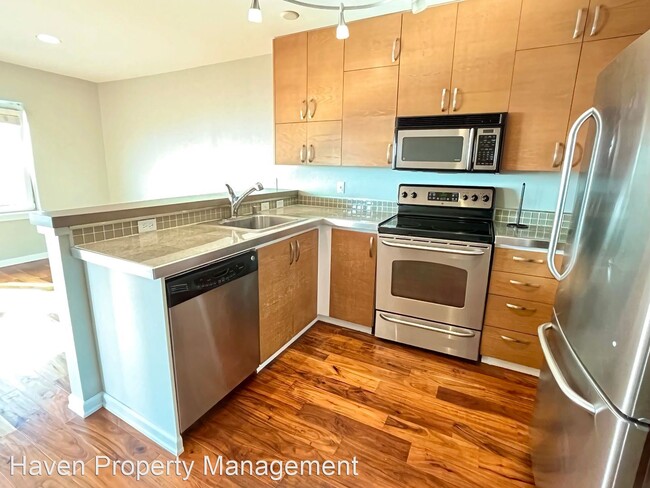 2 br, 1 bath House - 2440 Western Ave APT 807 - 4