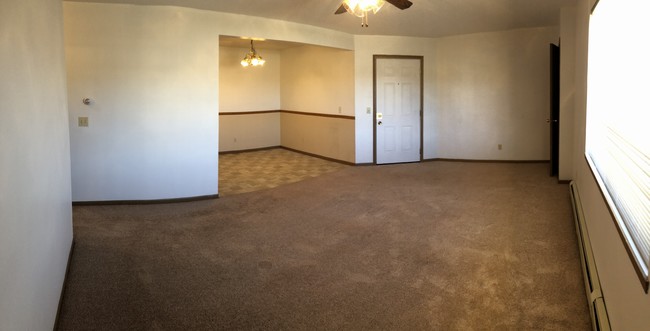 Living room & dining room - 1500 Northgate Dr