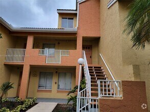 Building Photo - 958 Coral Club Dr
