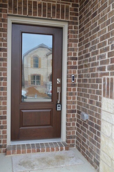 Foto del edificio - 7924 Lindheimer Ln