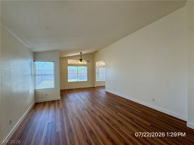 Building Photo - 1833 Sierra Hills Way