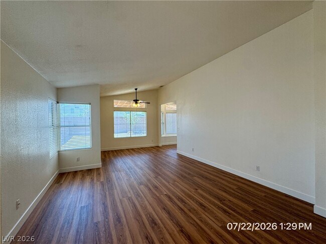 Foto del edificio - 1833 Sierra Hills Way