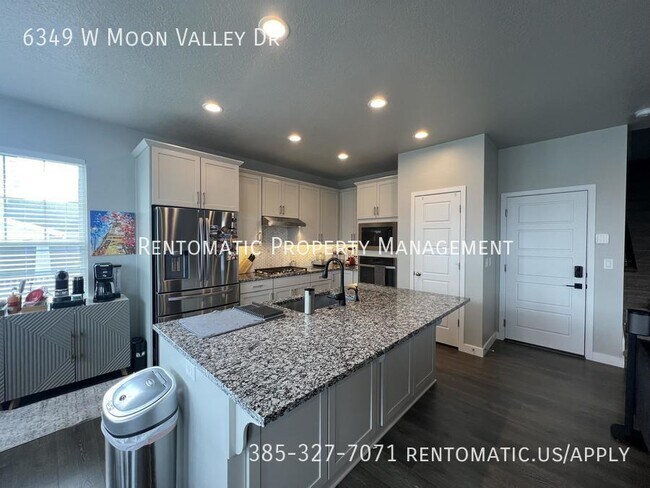 Foto del edificio - 6349 W Moon Vly Dr