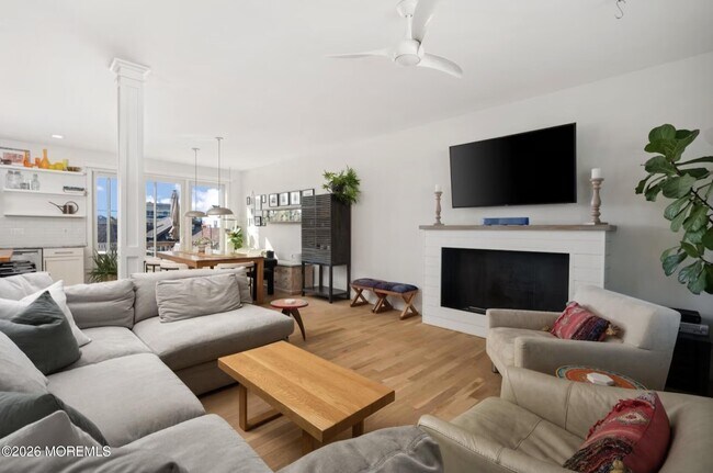 Building Photo - 38 Niblick St