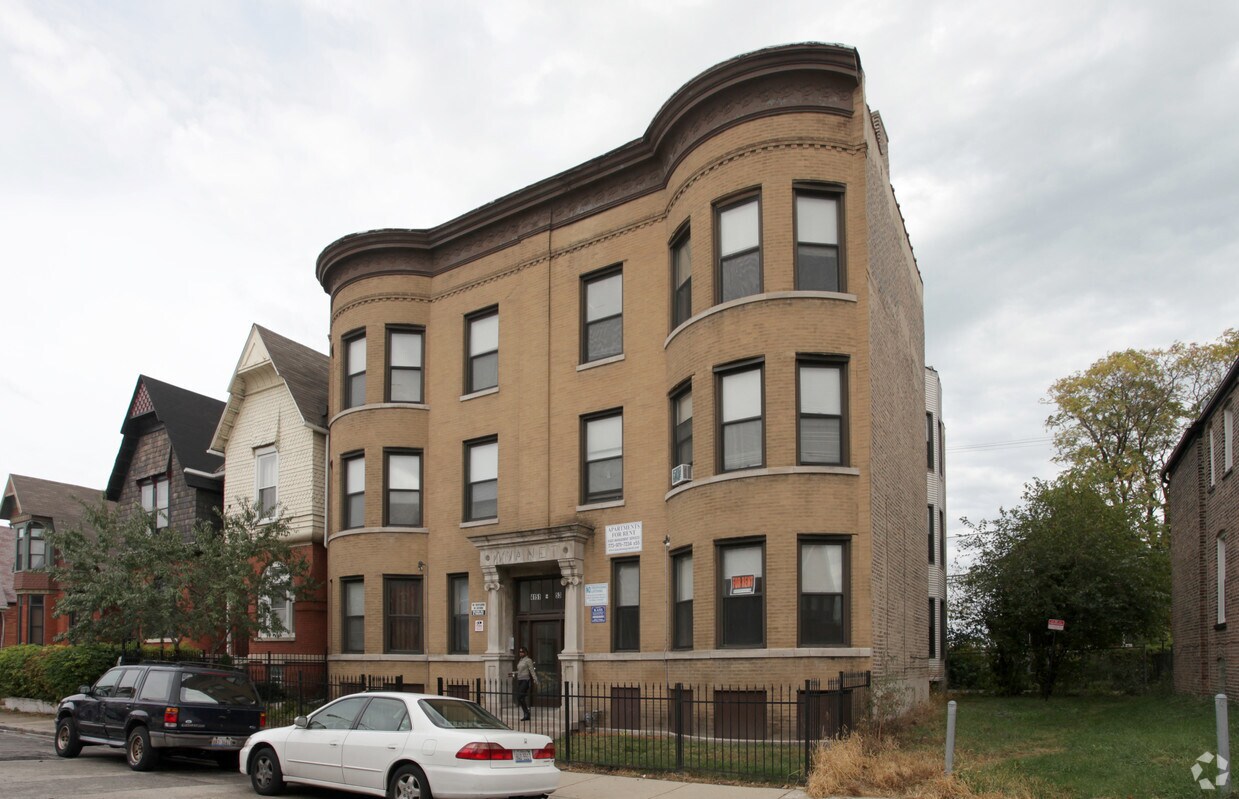 Primary Photo - 4151-4153 S Berkeley Ave