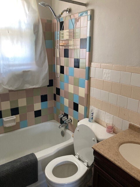 Foto del edificio - 912 Central Dr