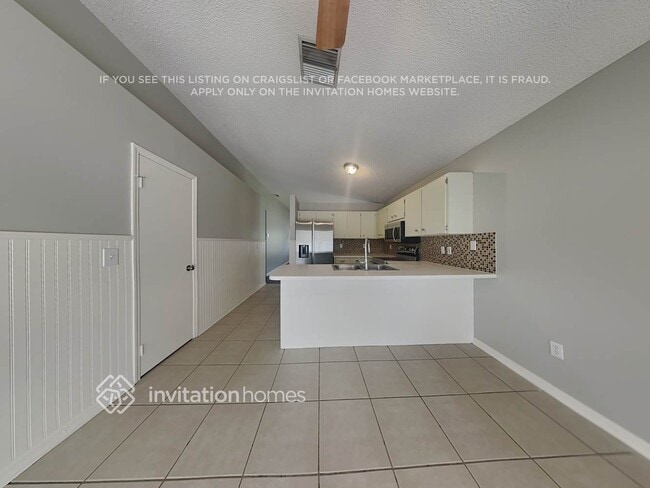 Building Photo - 1849 Coyote Pl