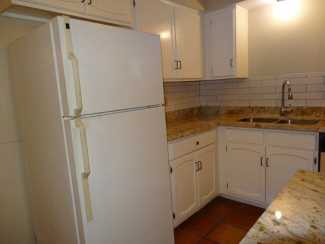 Building Photo - 5522 Deep Forest Dr