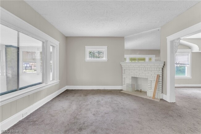 Foto del edificio - 12322 Fairport Ave