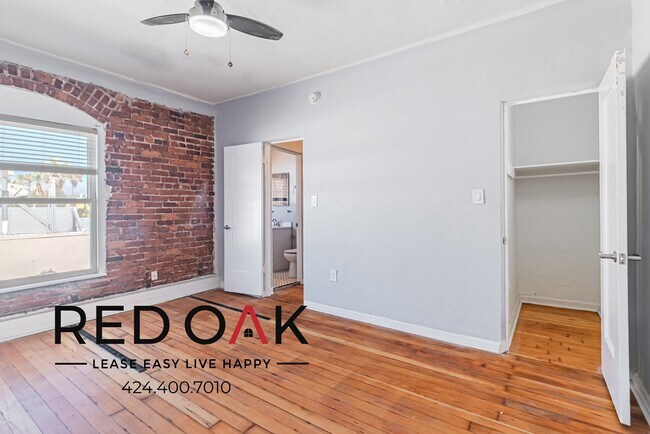 Building Photo - 109 S Normandie Ave