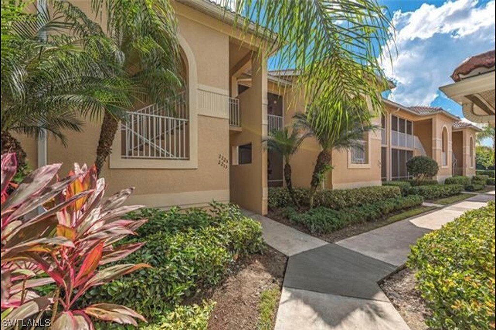 2790 Cypress Trace Cir Unit 2225, Naples, FL 34119 Condo for Rent in