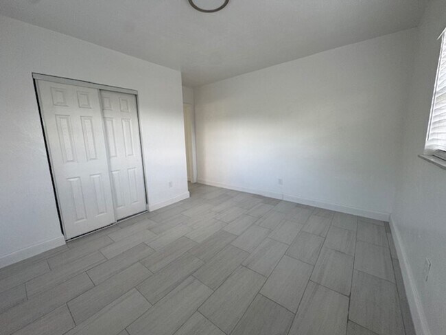 Foto del edificio - 3720 SW 59th Ave
