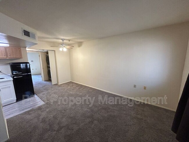 Foto del edificio - 12221 W Bell Rd