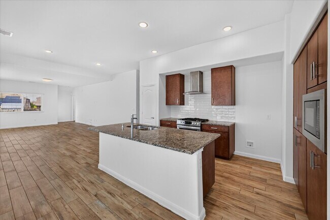 Foto del edificio - 1261 Rosebush Rd