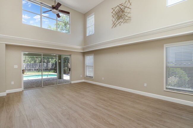 Foto del edificio - 3236 Helmsdale Ct