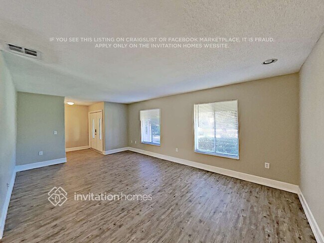 Building Photo - 8507 Sunny Hollow Ct