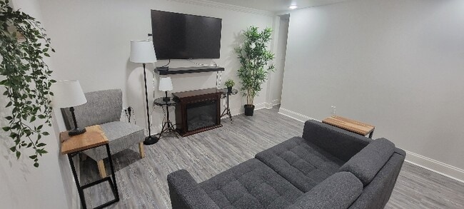 Building Photo - 2478 Keyway