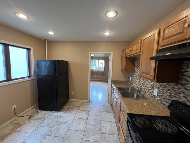 Foto del edificio - Available Now! 2 bed 1 Bath in Scanton!