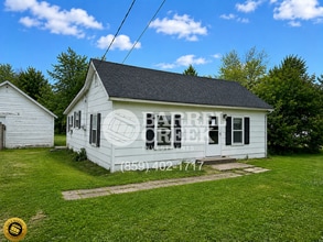 Building Photo - 106 Simpson Ln