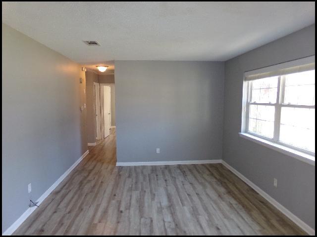 Building Photo - 905 Norma Ct