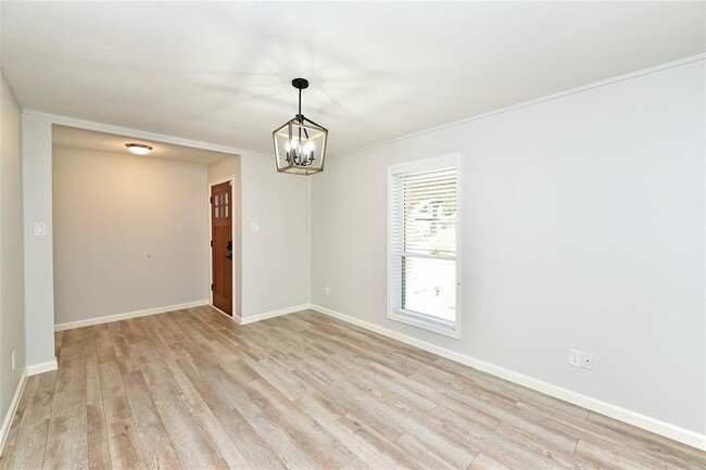 Building Photo - 3609 Avenue R