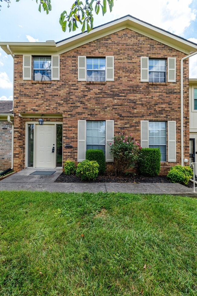 Building Photo - 7914 Gleason Dr NW