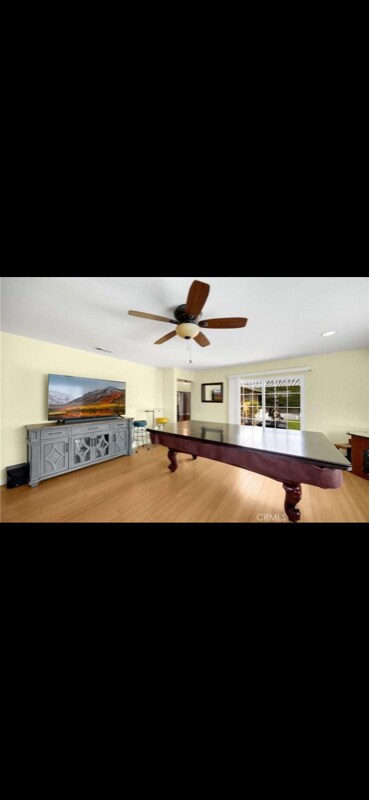 Foto del edificio - 10732 Lindesmith Ave