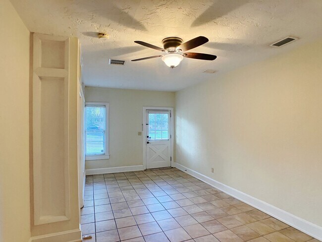 Foto del edificio - Margaret's Manor 917