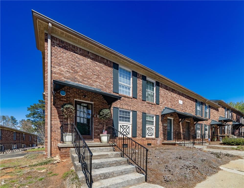 5672 Kingsport Dr, Atlanta, GA 30342 - Townhome Rentals in Atlanta GA ...