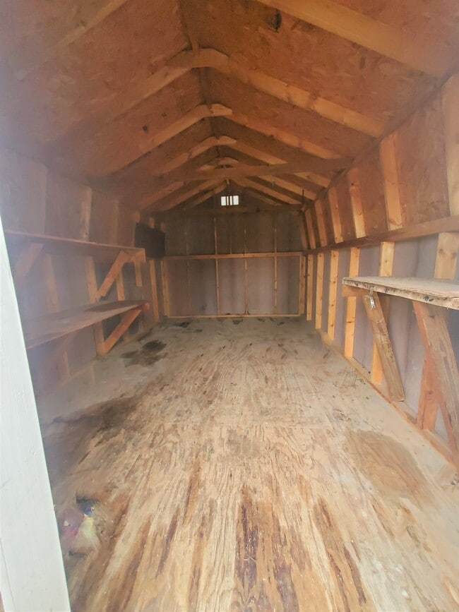 Building Photo - 601 Cypress Ave