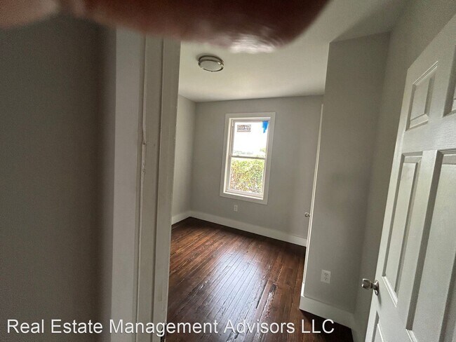 Foto del edificio - 3 br, 1 bath House - 3012 N Taney Street