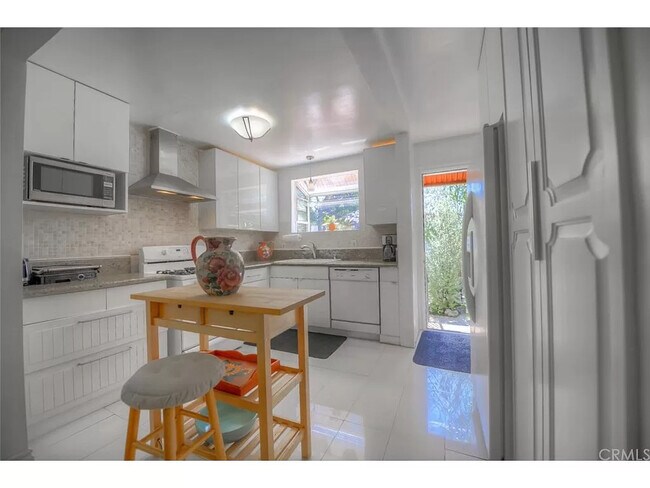 Foto del edificio - 2821 Greenfield Ave