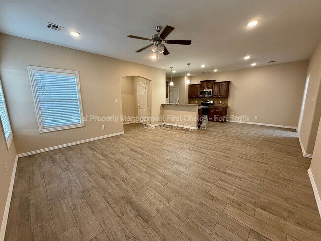 Foto del edificio - 9720 Haven Blvd