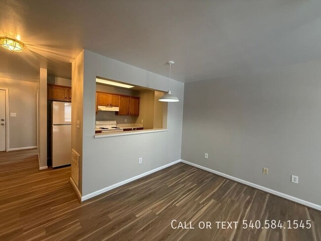 Building Photo - 619 S Colorado St