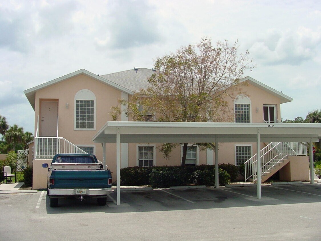 26747 Little John Ct Unit Manor 11, Bonita Springs, FL 34135