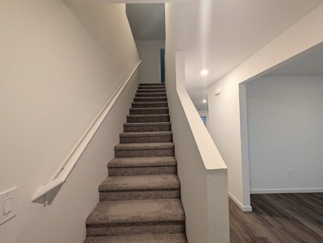 Building Photo - Entrada Del Toro - New Home