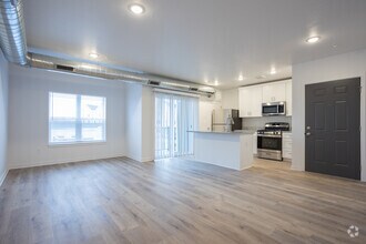 3 BR, 3 BA - 1120 SF - Elmwood Lake Apartments