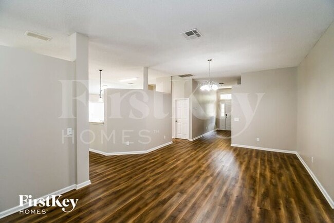 Building Photo - 1230 American Eagle Ln
