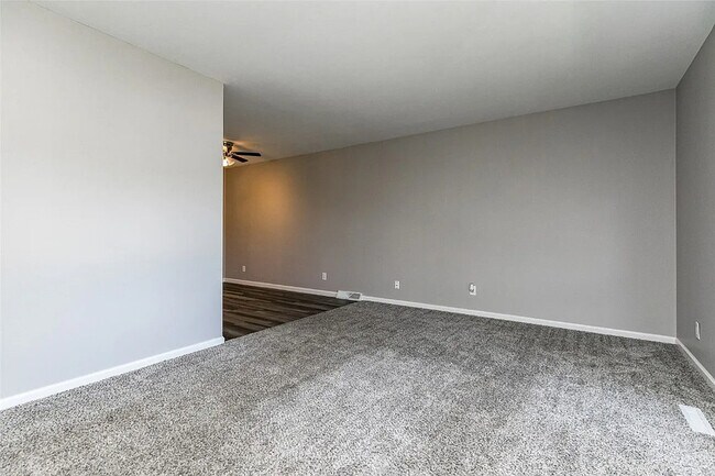 Building Photo - 4011 Soutter Ave SE